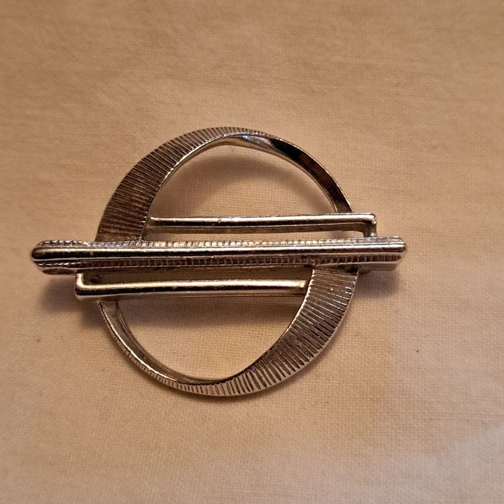 Sarah Coventry Art Deco Brooch! A bonus gift, Silverstone, rhinestone Brooch.